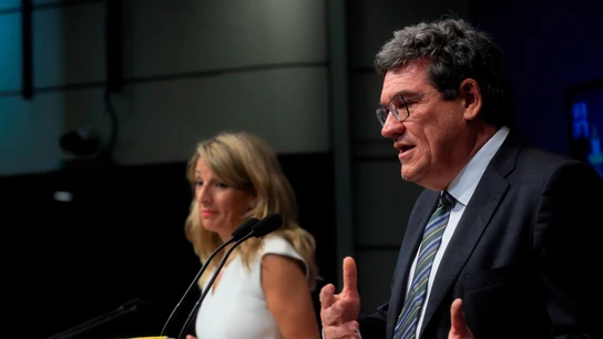 La vicepresidenta tercera, Yolanda Díaz, y el ministro de Inclusión, Seguridad Social y Migraciones, José Luis Escrivá. La vicepresidenta tercera, Yolanda Díaz, y el ministro de Inclusión, Seguridad Social y Migraciones, José Luis Escrivá.