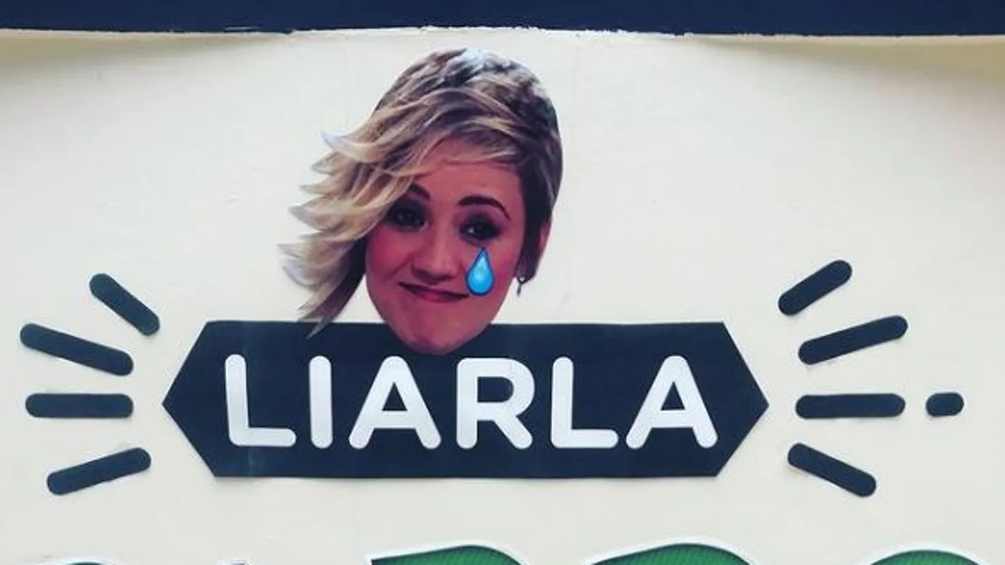 Cristina Pardo, sorprendida por sus compañeros antes del último Liarla Pardo: "¡Qué penica!" Cristina Pardo, sorprendida por sus compañeros antes del último Liarla Pardo: "¡Qué penica!"