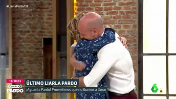 El emotivo abrazo entre Cristina Pardo y Gonzalo Pardo tras entrevistar a sus padres: &quot;¡Solo pedí que no saliera mi familia!&quot;