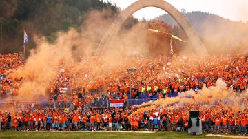 La marea naranja de Verstappen en Austria