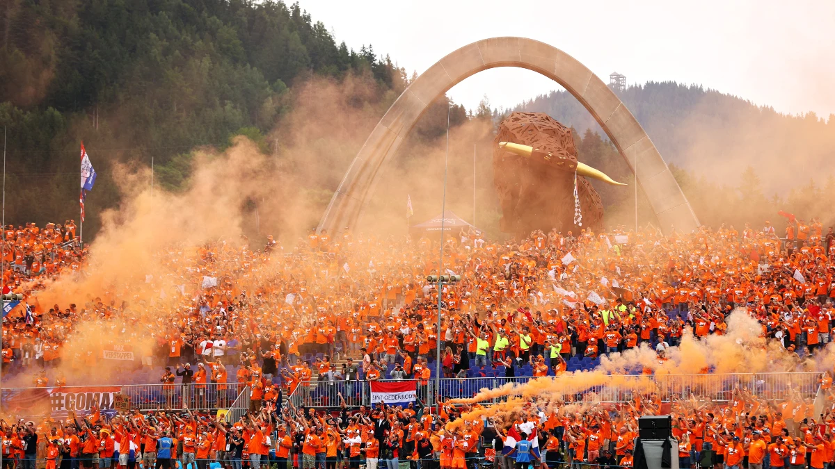 La marea naranja de Verstappen en Austria