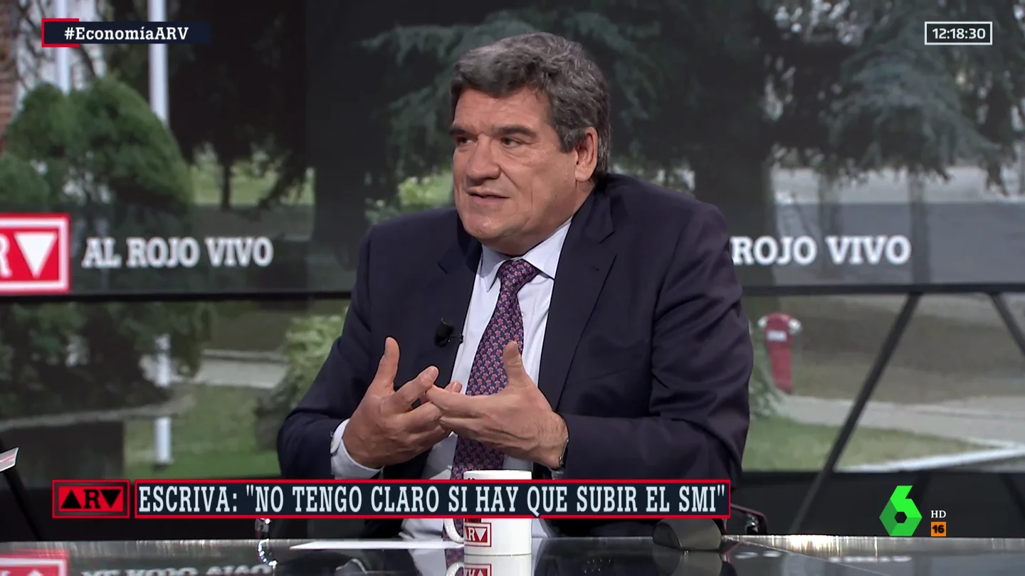 Escrivá: "No tengo claro si hay que subir el SMI" Escrivá: "No tengo claro si hay que subir el SMI"