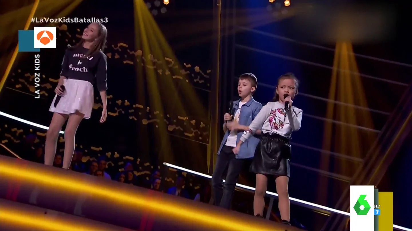 La tierna actuación de Jesús, Cahaya y Luna di Maio cantando 'Amor, amor de mis amores' La tierna actuación de Jesús, Cahaya y Luna di Maio cantando 'Amor, amor de mis amores'