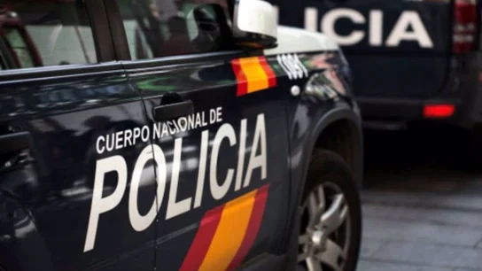 Vehículo de la Policía Nacional. Vehículo de la Policía Nacional.