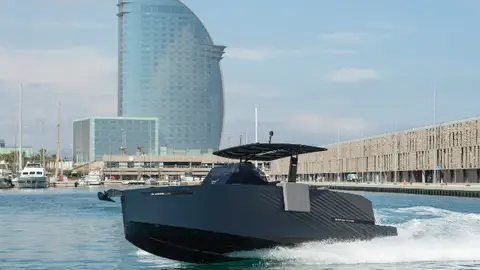 De Antonio Yachts D28 Formentor  Un Showboat