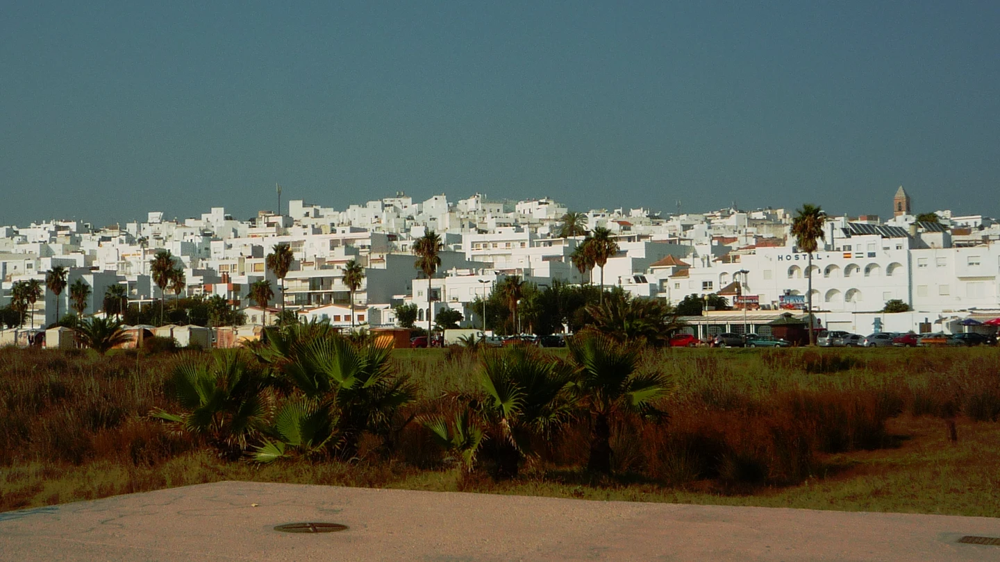 Conil de la Frontera está al borde del confinamiento y el cierre de la hostelería por el aumento de contagios Conil de la Frontera está al borde del confinamiento y el cierre de la hostelería por el aumento de contagios