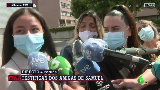 Las amigas de Samuel dicen estar "contentas" con la investigación y llaman a la gente que tenga pruebas a ir a la Policía Las amigas de Samuel dicen estar "contentas" con la investigación y llaman a la gente que tenga pruebas a ir a la Policía