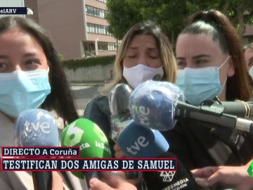 Las amigas de Samuel dicen estar "contentas" con la investigación y llaman a la gente que tenga pruebas a ir a la Policía