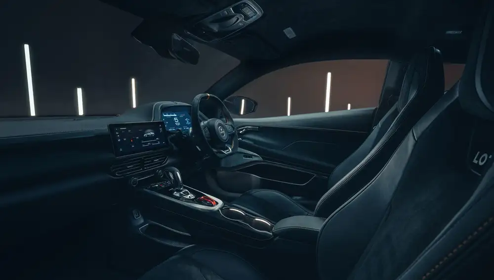 Interior del Lotus Emira