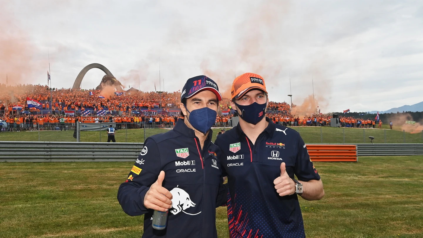 Verstappen y Checo Pérez en el Gran Premio de Austria Verstappen y Checo Pérez en el Gran Premio de Austria