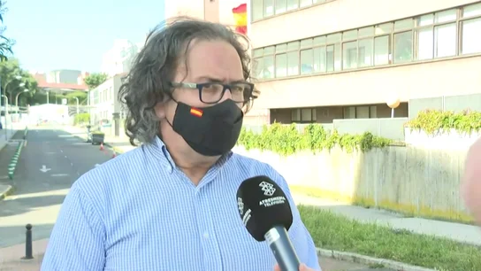 Un testigo que trató de reanimar a Samuel cuenta que vio a 12 jóvenes escapando del lugar Un testigo que trató de reanimar a Samuel cuenta que vio a 12 jóvenes escapando del lugar