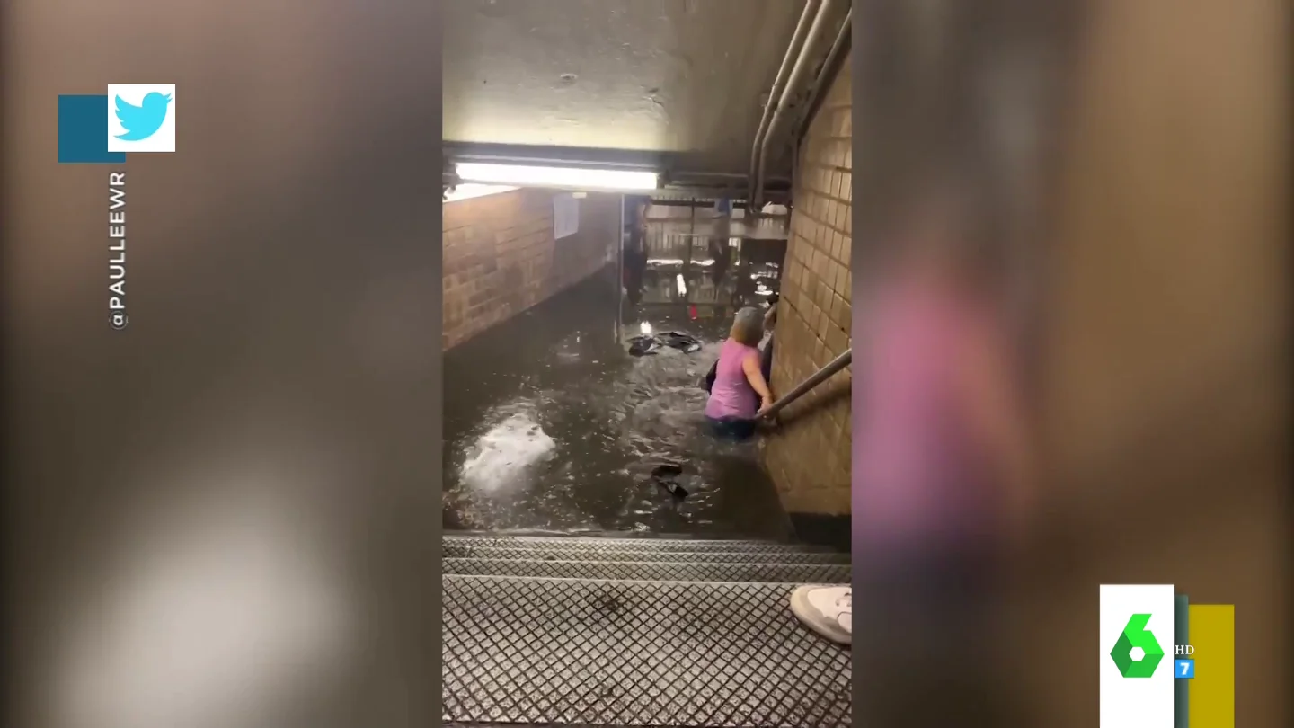 El impactante vídeo de las inundaciones en el Metro de Nueva York tras las fuertes lluvias: "¿Qué hace la gente ahí?" El impactante vídeo de las inundaciones en el Metro de Nueva York tras las fuertes lluvias: "¿Qué hace la gente ahí?"