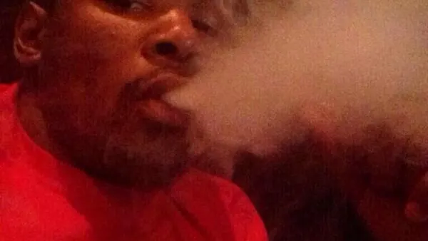 Kevin Durant fumando marihuana en 2014