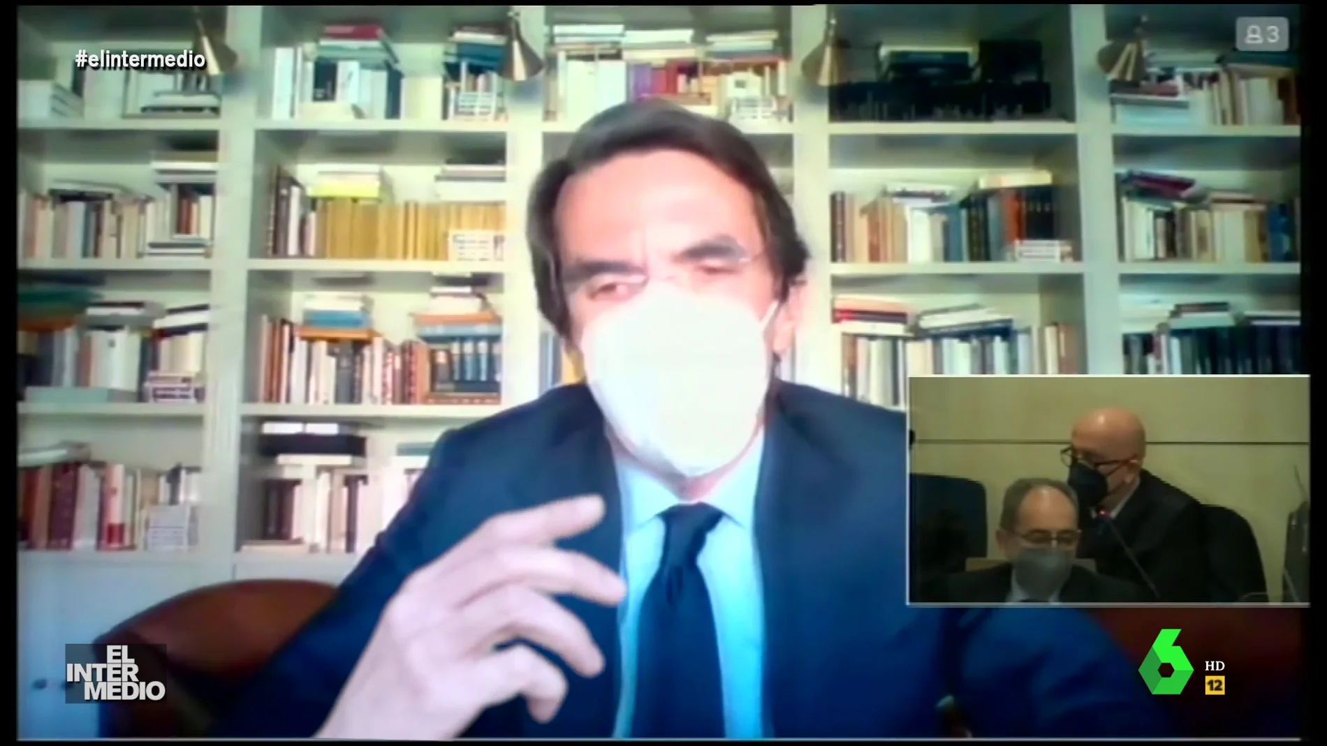 Vídeo manipulado - El momento en el que Aznar se pone a cantar en plena Audiencia Nacional