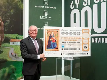 Jesús Huerta, presidente de Loterías y Apuestas del Estado, anunciando el inicio de la campaña de verano