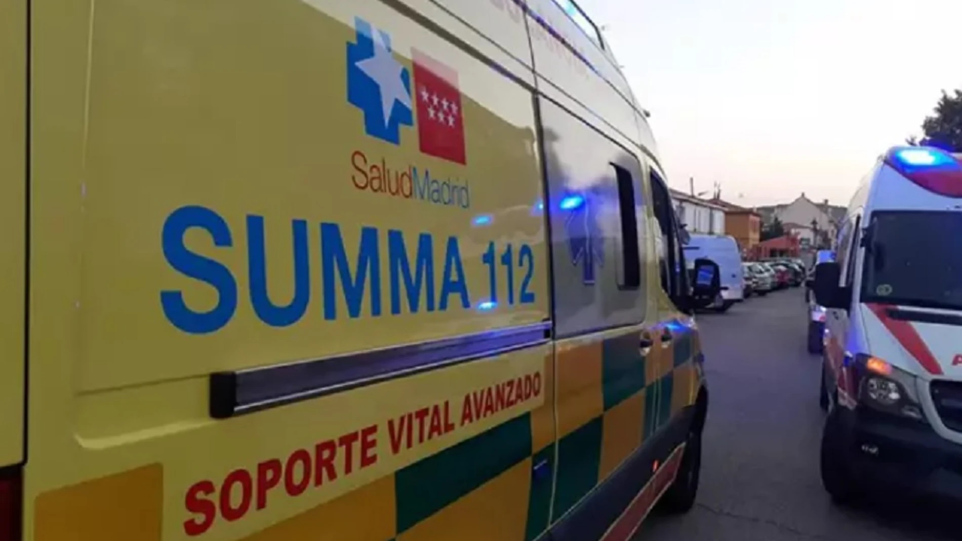 Imagen de una ambulancia del SUMMA 112