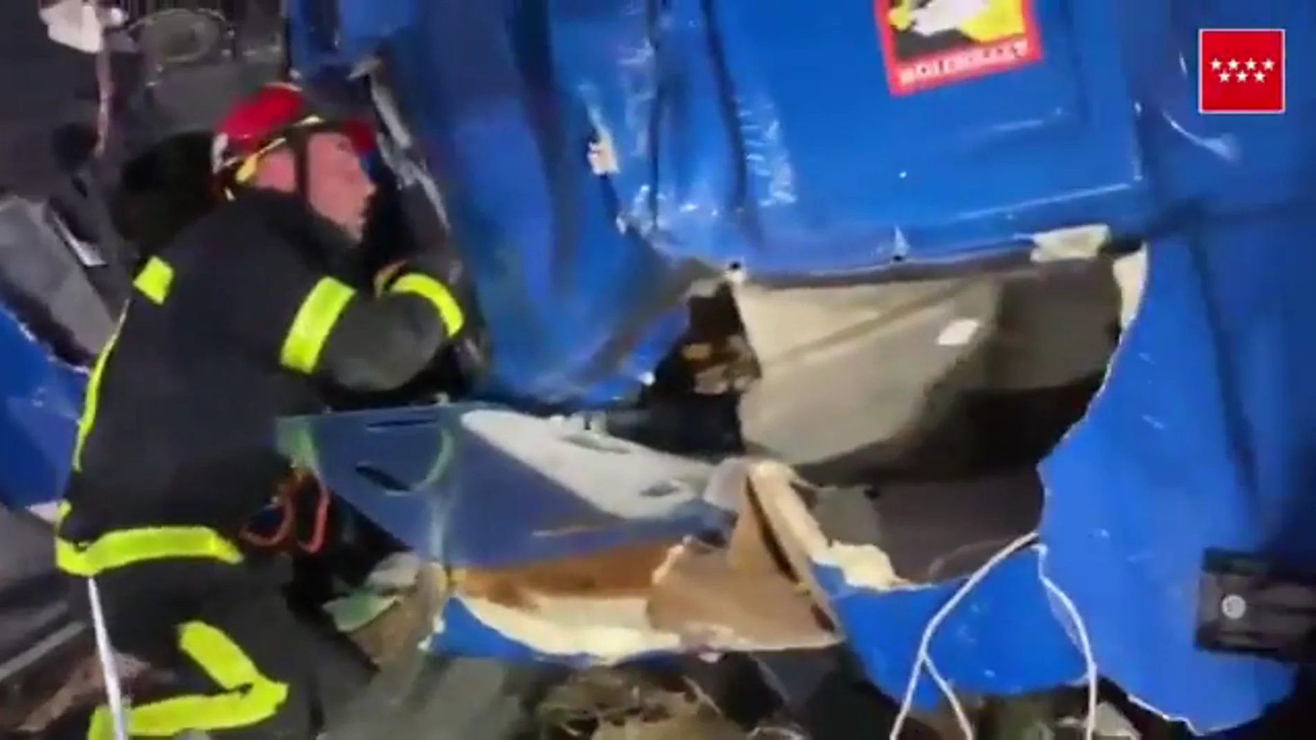 Vídeo rescate choque camiones Getafe
