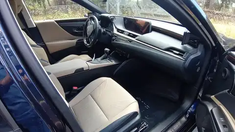 Lexus ES 300h Lexus ES 300h 2021