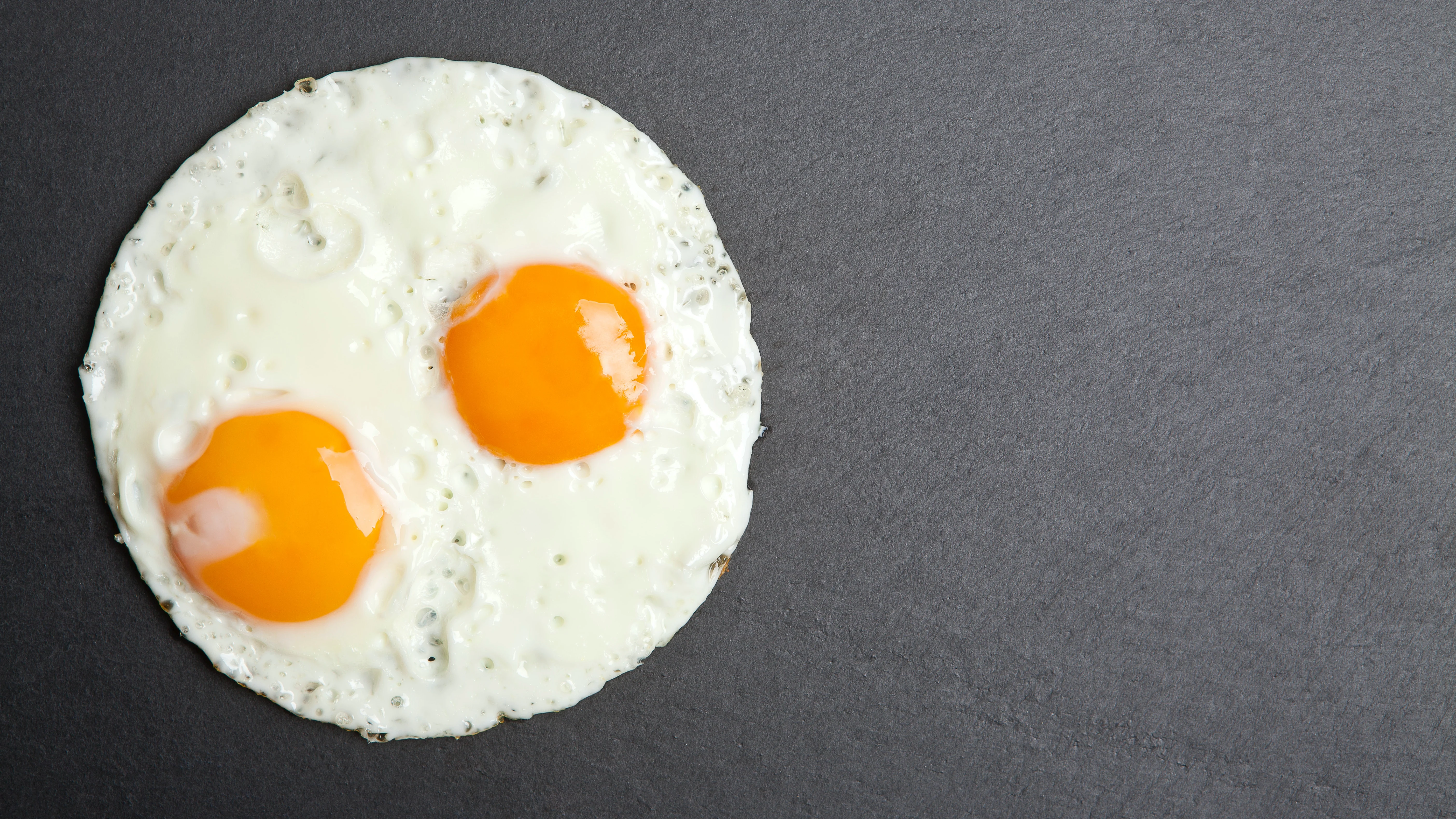 Cómo reducir el colesterol sin privarte de huevos ni de nada 