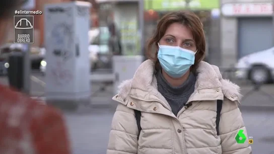 Las diferencias de cómo afrontan la pandemia en un barrio rico y uno obrero: de ahorrar 1.000 euros al mes a pedir dinero a familiares Las diferencias de cómo afrontan la pandemia en un barrio rico y uno obrero: de ahorrar 1.000 euros al mes a pedir dinero a familiares