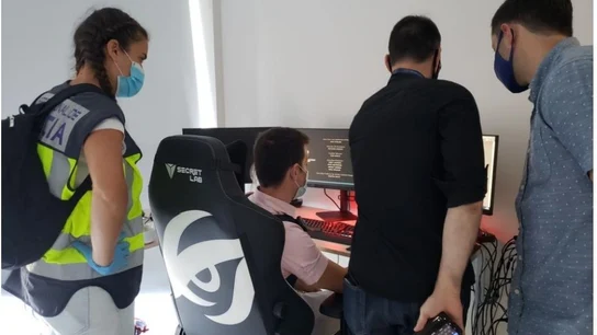 Detenido en Estepona por hackear 130 cuentas de Twitter, incluidas las de Biden y Obama Detenido en Estepona por hackear 130 cuentas de Twitter, incluidas las de Biden y Obama