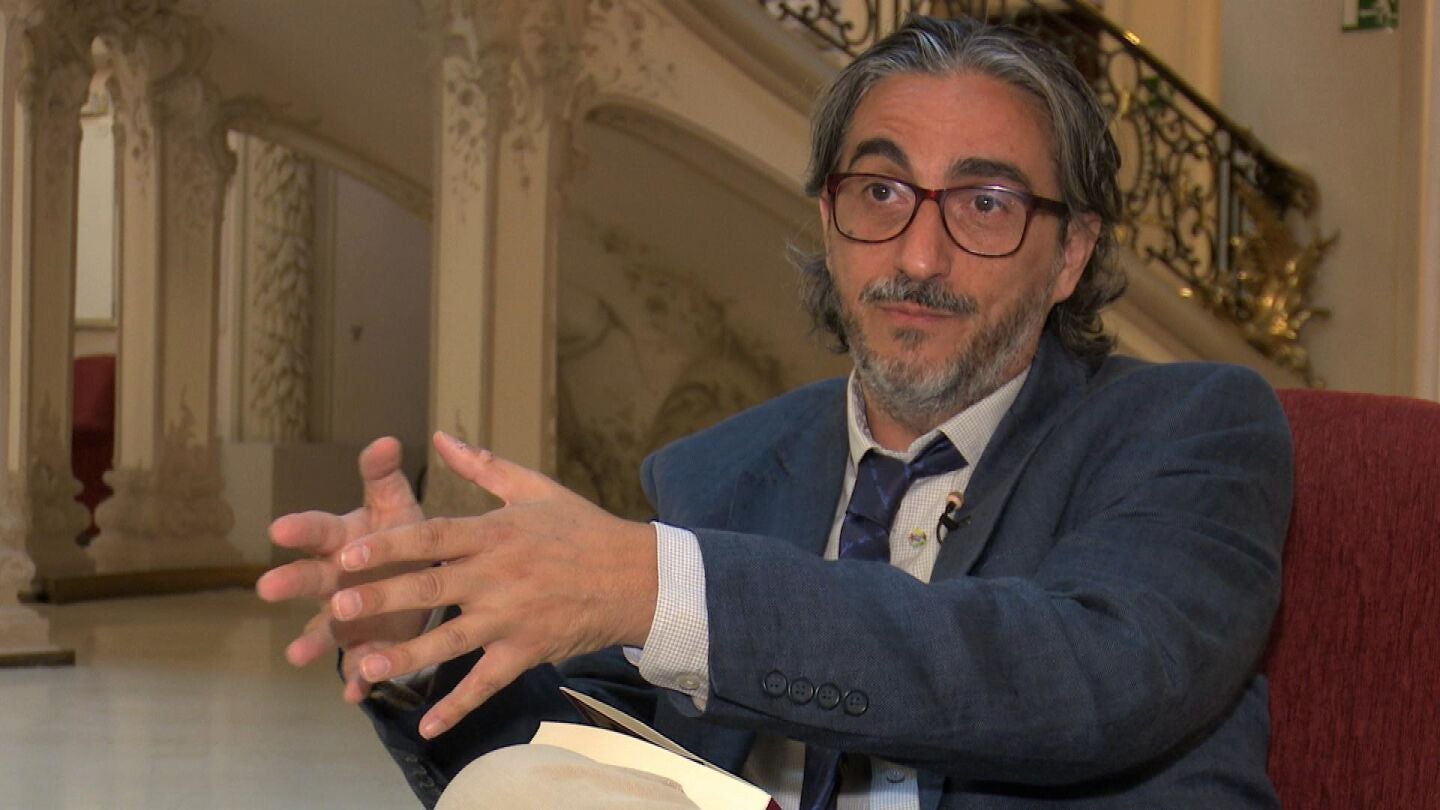 Jesús Bastante, autor de 'Santiago en el fin del mundo' Jesús Bastante, autor de 'Santiago en el fin del mundo'