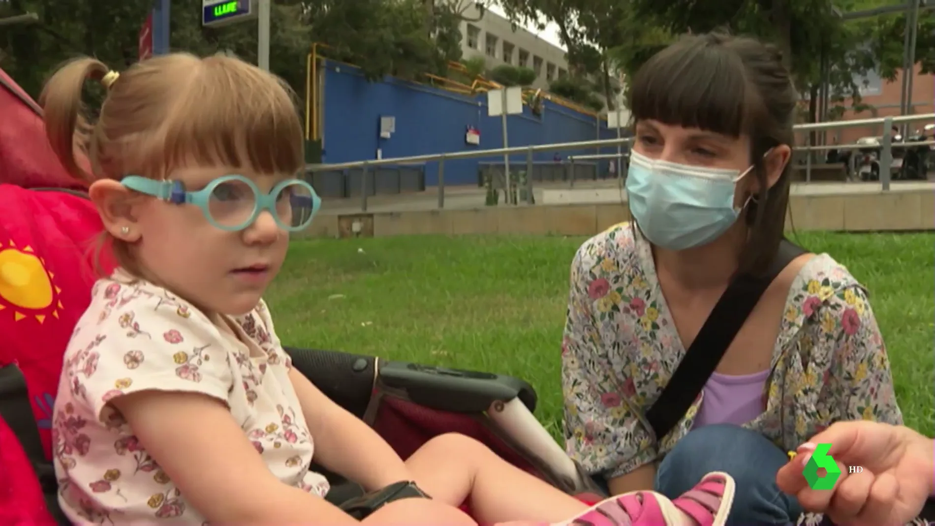 Amelie, niña con una enfermedad rara