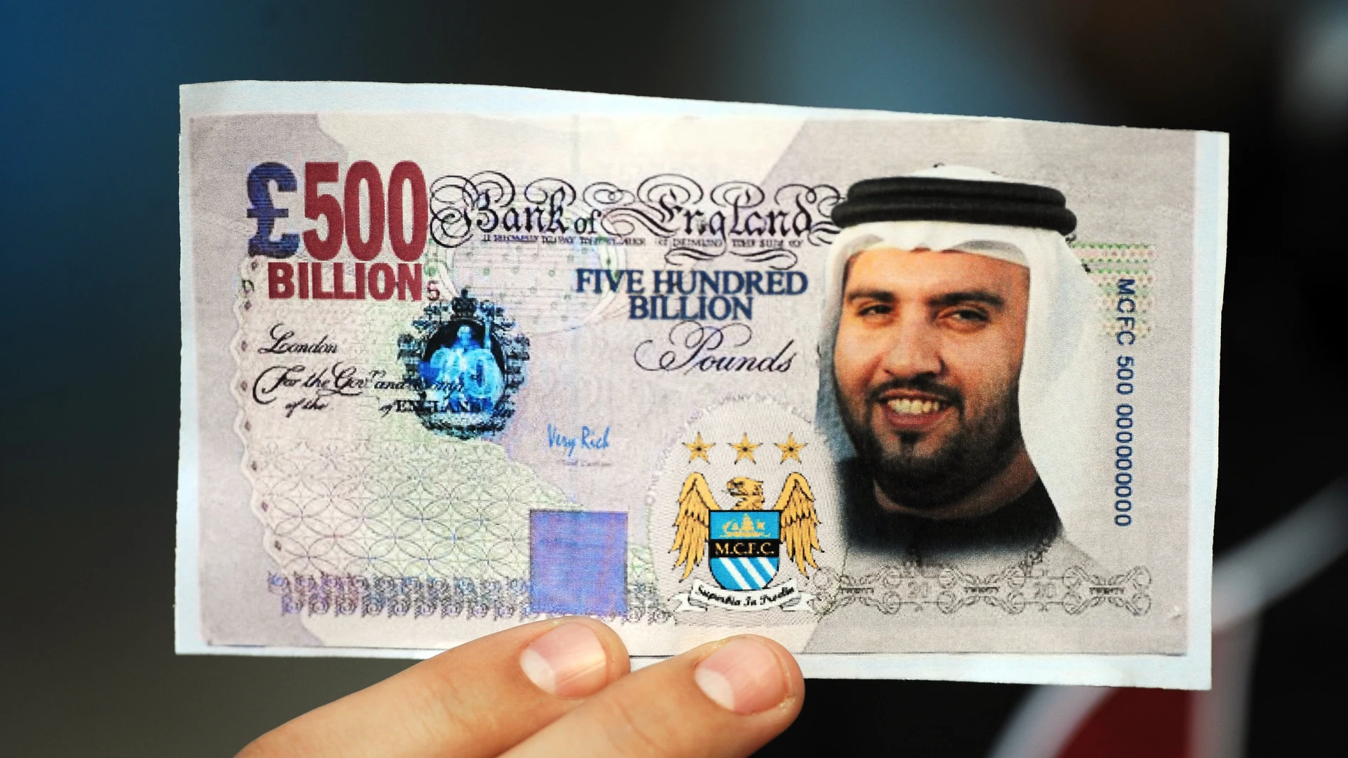 El Manchester City habría inflado sus ingresos para esquivar el Fair Play Financiero 