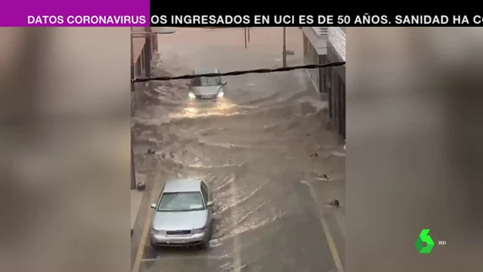 Un inusual temporal deja lluvias torrenciales e inundaciones en diversos puntos de Murcia y la Comunidad Valenciana Un inusual temporal deja lluvias torrenciales e inundaciones en diversos puntos de Murcia y la Comunidad Valenciana