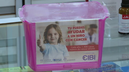 Detienen a tres personas por estafar más de un millón de euros haciéndose pasar por asociaciones contra el cáncer infantil Detienen a tres personas por estafar más de un millón de euros haciéndose pasar por asociaciones contra el cáncer infantil