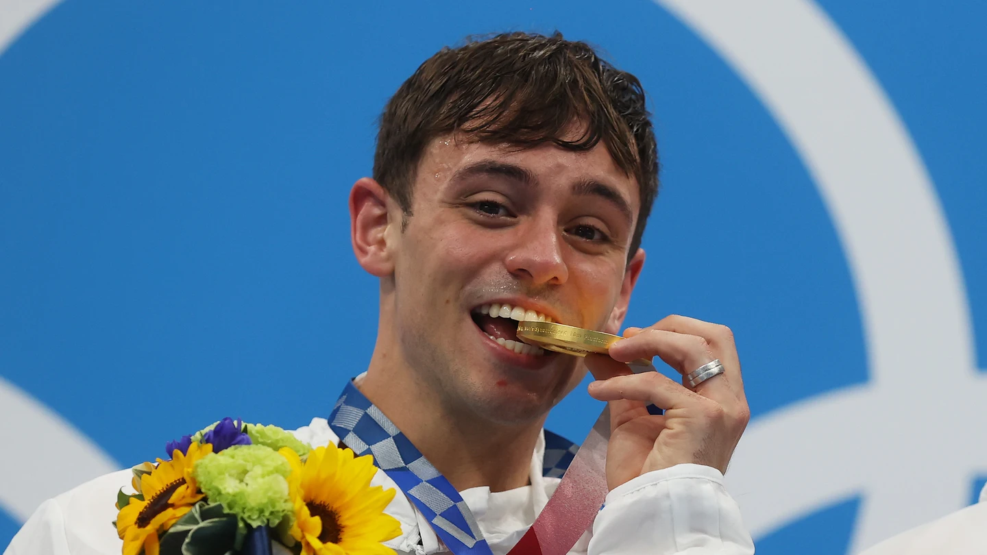 Tom Daley: "Orgulloso de ser gay y oro olímpico" Tom Daley: "Orgulloso de ser gay y oro olímpico"