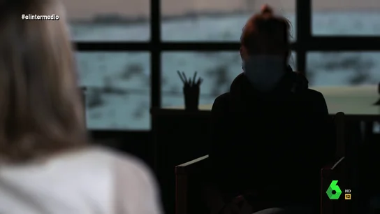 Denuncia un ERTE fraudulento y la despiden: "El dinero que se quedaba la empresa no iba a ir a Sanidad" Denuncia un ERTE fraudulento y la despiden: "El dinero que se quedaba la empresa no iba a ir a Sanidad"