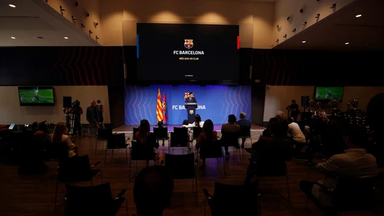 Leo Messi, en la rueda de prensa de su despedida como jugador del Barça Leo Messi, en la rueda de prensa de su despedida como jugador del Barça
