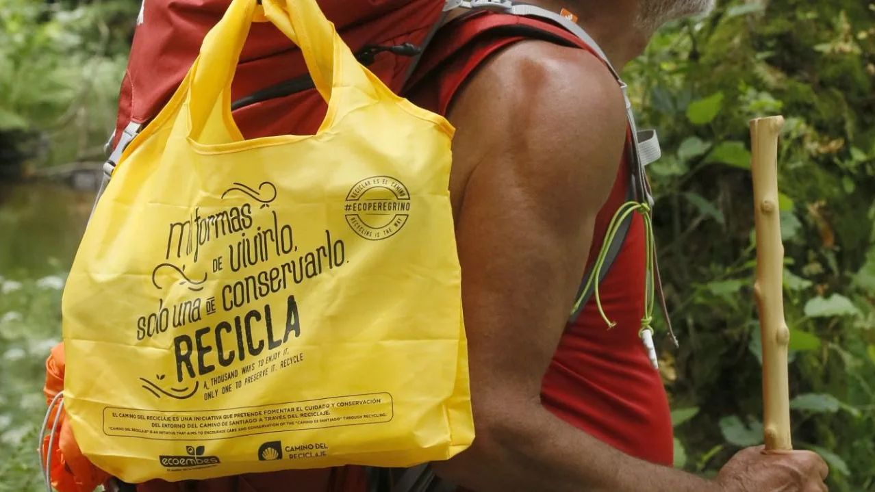 Uno de los 'ecoperegrinos' del Camino del Reciclaje 