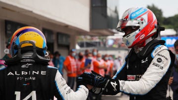 Fernando Alonso y Esteban Ocon