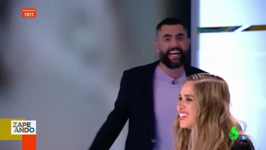 El inesperado grito de Dani Mateo en pleno Zapeando al acordarse de la subida de la luz: "¡Menuda vergüenza!" El inesperado grito de Dani Mateo en pleno Zapeando al acordarse de la subida de la luz: "¡Menuda vergüenza!"