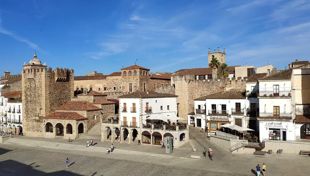Ciudades españolas Time: Cáceres y Santiago de Compostela