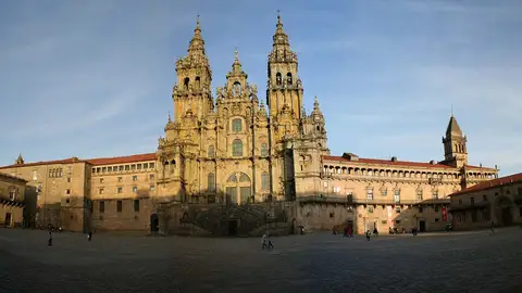 Ciudades españolas Time: Cáceres y Santiago de Cosmpostela Ciudades españolas Time: Cáceres y Santiago de Cosmpostela