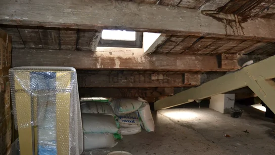 NO PUBLICAR | El piso de Idealista sin baños ni habitaciones por el que piden casi 100.000 euros en Madrid El piso de Idealista sin baños ni habitaciones por el que piden casi 100.000 euros en Madrid