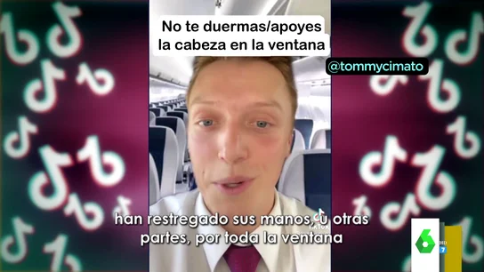 El viral de Tik Tok sobre qué no debes hacer en un avión: de llevar pantalones cortos a dormir con la cabeza en la ventana El viral de Tik Tok sobre qué no debes hacer en un avión: de llevar pantalones cortos a dormir con la cabeza en la ventana