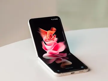 Samsung Galaxy Z Fold3 Samsung Galaxy Z Fold3