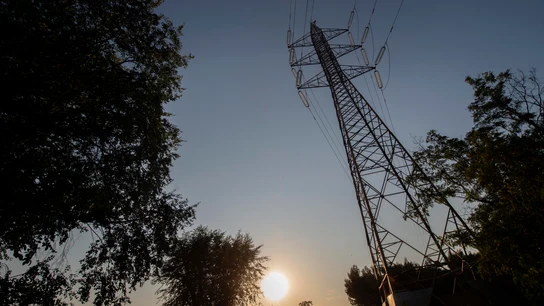 Esta es la hora a la que será más cara la luz este jueves 130,00 euros el MWh
