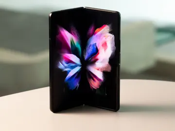 Samsung Galaxy Z Fold3 Samsung Galaxy Z Fold3