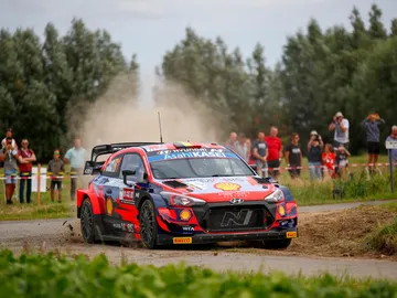 Thierry Neuville es líder en casa Thierry Neuville es líder en casa