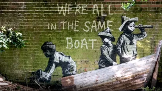 Una de las obras de Banksy aparecidas en Reino Unido Una de las obras de Banksy aparecidas en Reino Unido