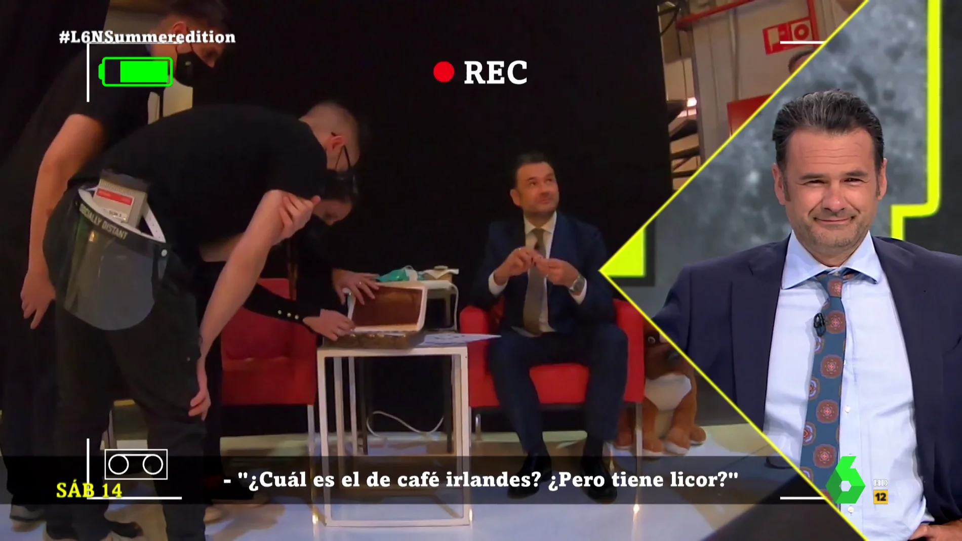 Una cámara 'oculta' pilla a Iñaki López: esto es lo que hace en plató cuando no está en directo 