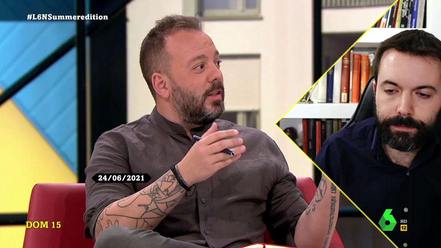 La crítica de Antonio Maestre ante la subida de la luz: "El PP y el PSOE son las grandes eléctricas" La crítica de Antonio Maestre ante la subida de la luz: "El PP y el PSOE son las grandes eléctricas"