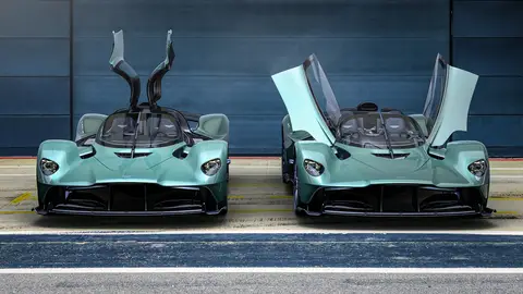 Aston Martin Valkyrie spider 2022 Aston Martin Valkyrie spider 2022
