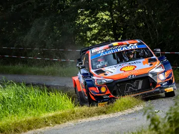 Thierry Neuville gana en Ypres Thierry Neuville gana en Ypres