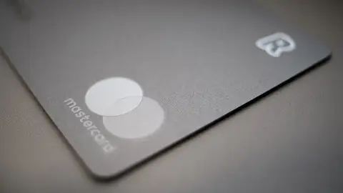 Adiós a la banda magnética, tiene los días contados en tus tarjetas bancarias Adiós a la banda magnética, tiene los días contados en tus tarjetas bancarias